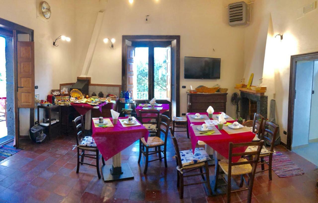 Agriturismo Sole Di Sicilia Randazzo Luaran gambar